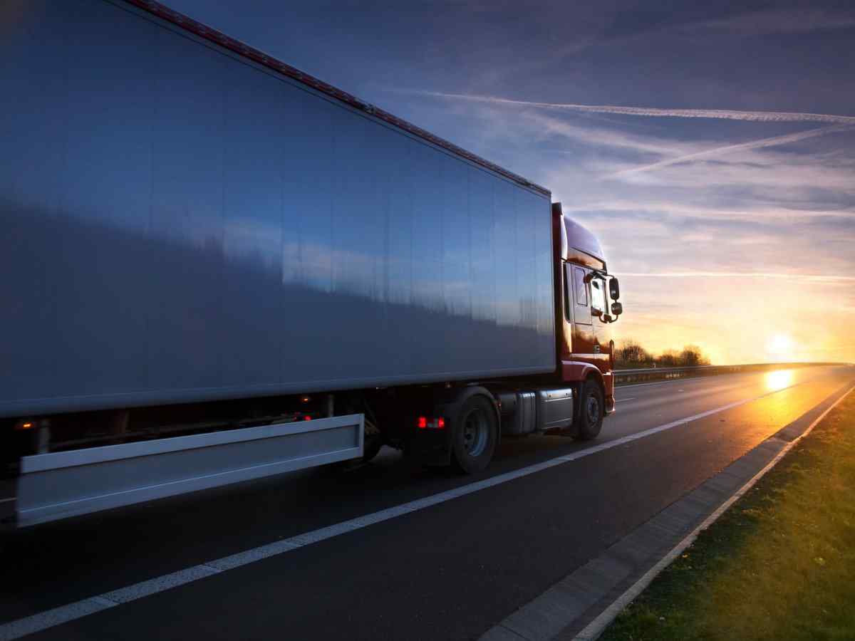 https://logisticology.rapiddistributor.com/wp-content/uploads/2017/07/inner_7.jpg